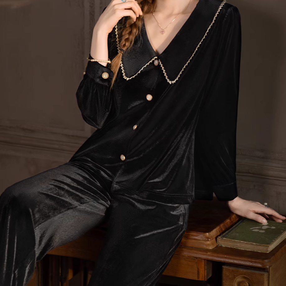 ゴージャスノーブルルームウェア