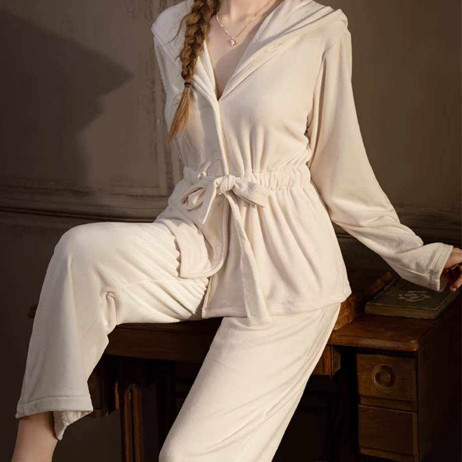 フェミニンベロアバスルームウェア