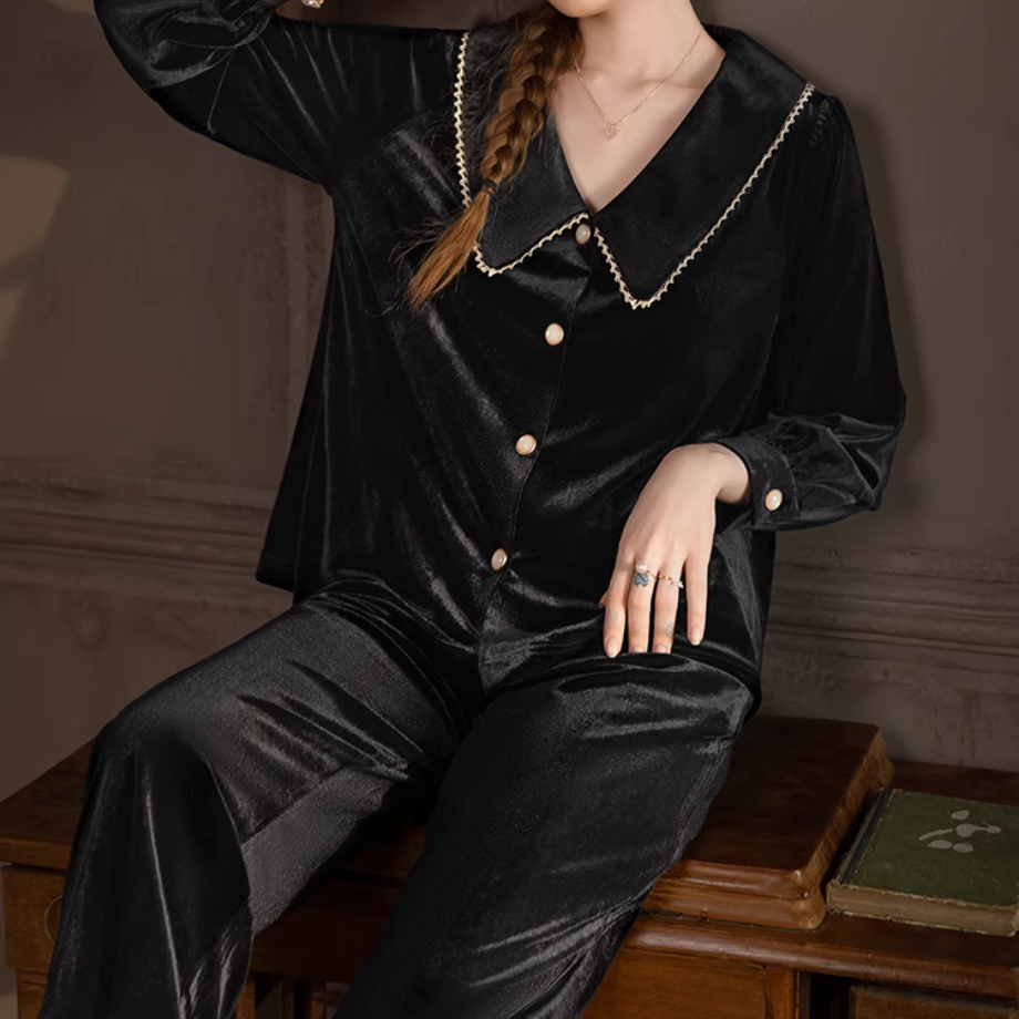 ゴージャスノーブルルームウェア