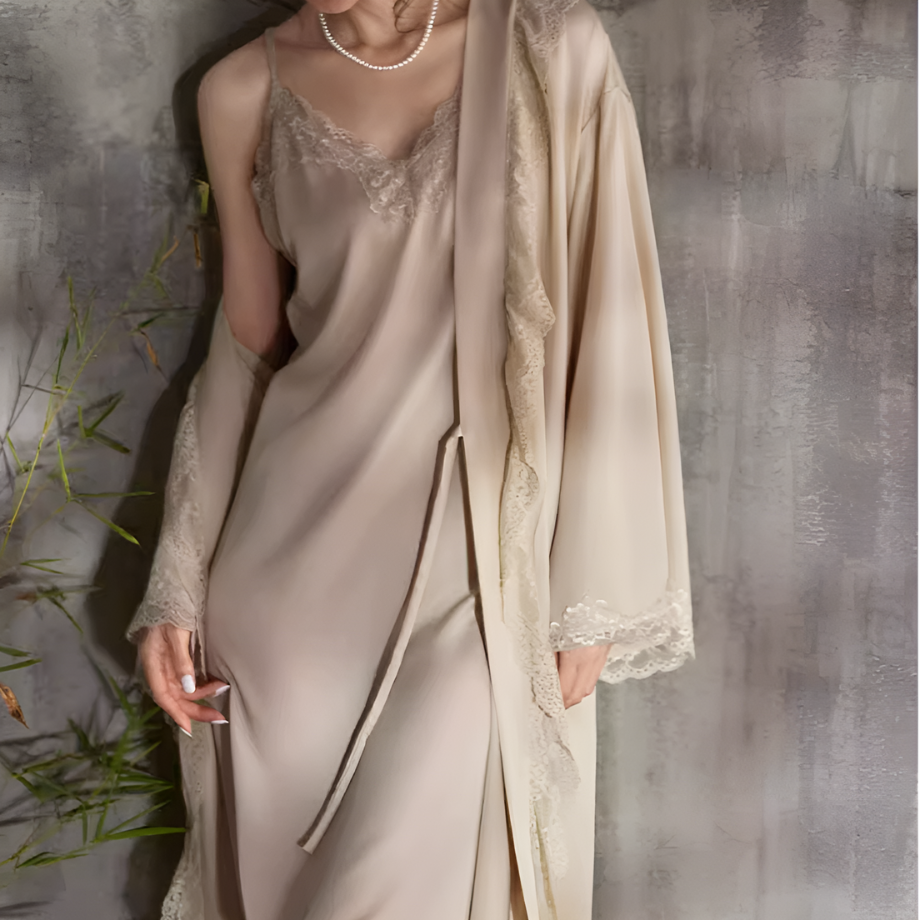 エレガントアイスシルクネグリジェ