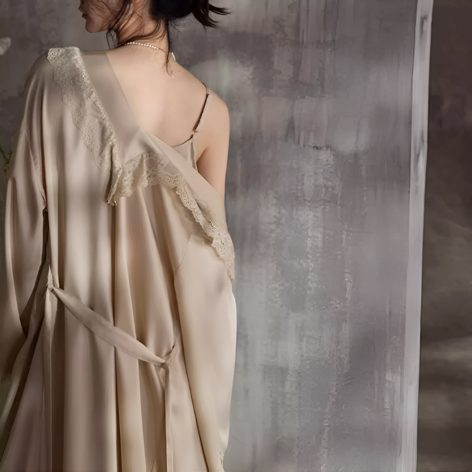 エレガントアイスシルクネグリジェ