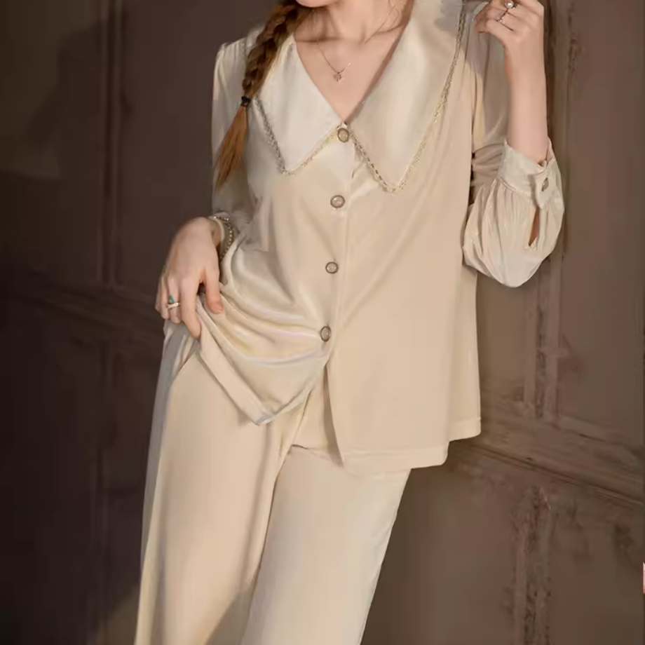 ゴージャスノーブルルームウェア