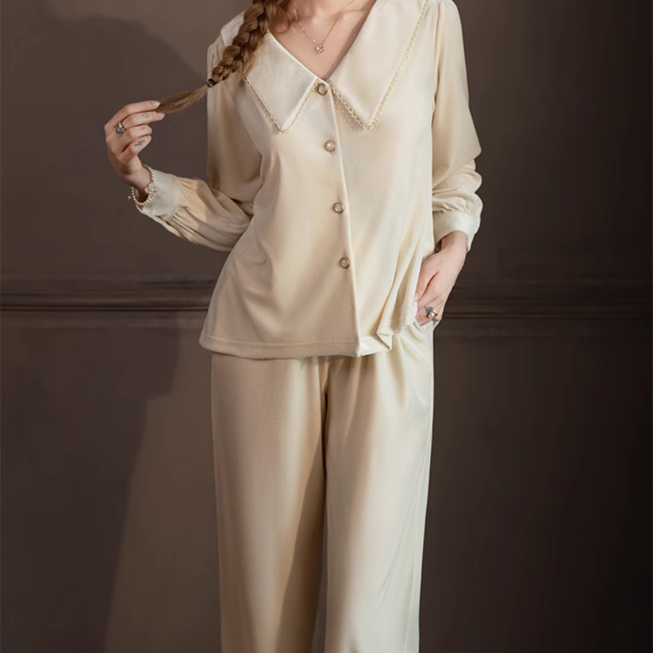 ゴージャスノーブルルームウェア