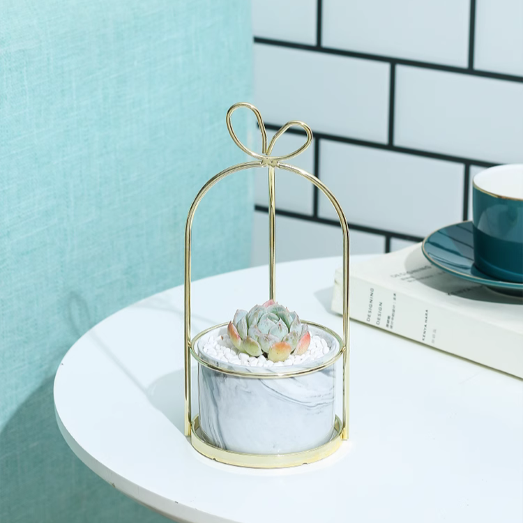 スイートアイアンフラワーベース