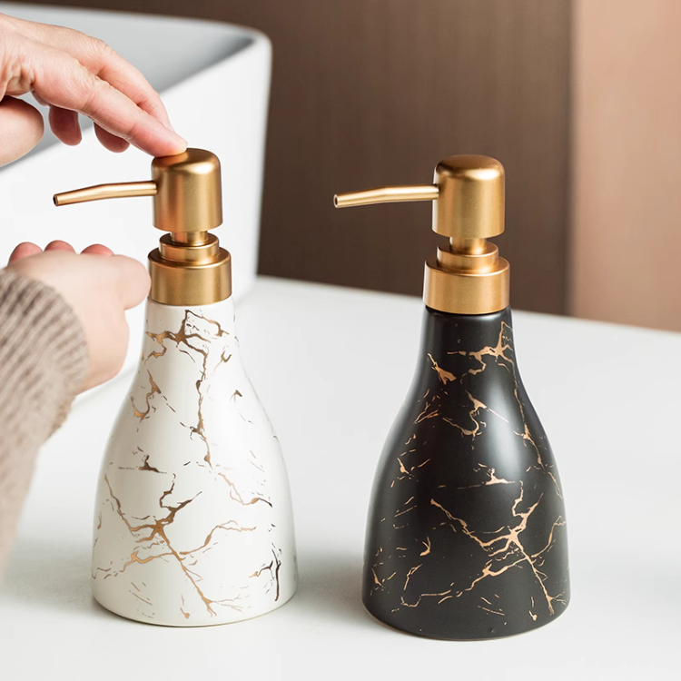 スモーキーマットソープディスペンサー