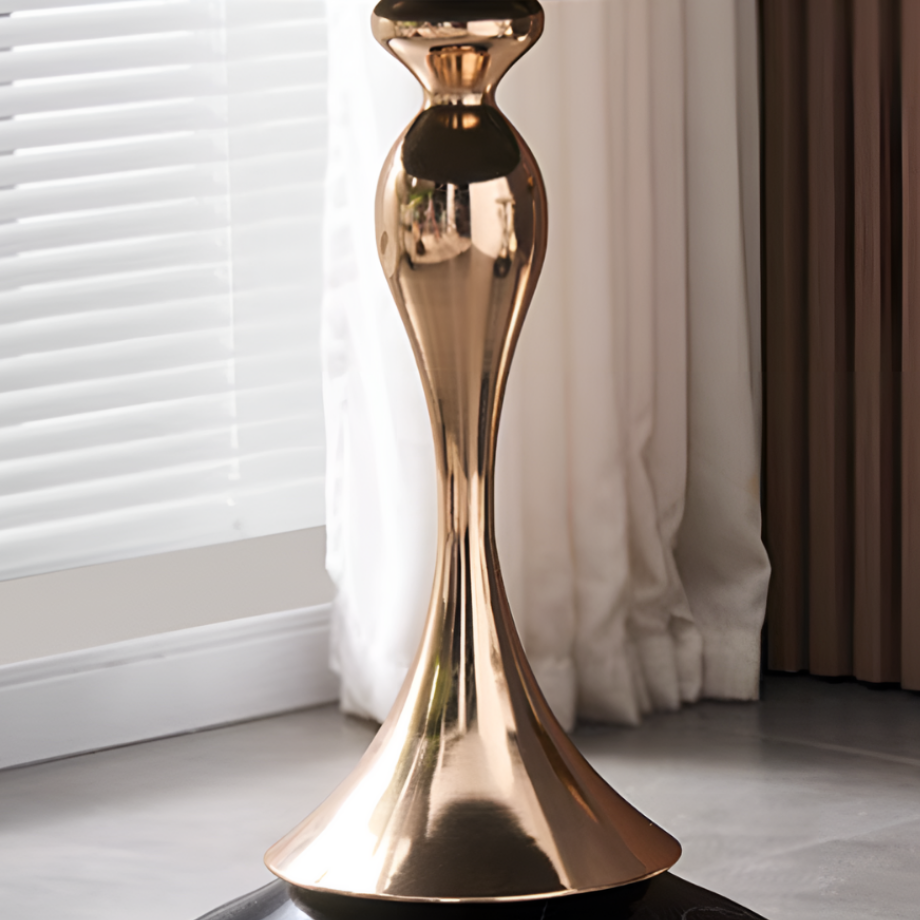 スタイリッシュクラシックサイドテーブル