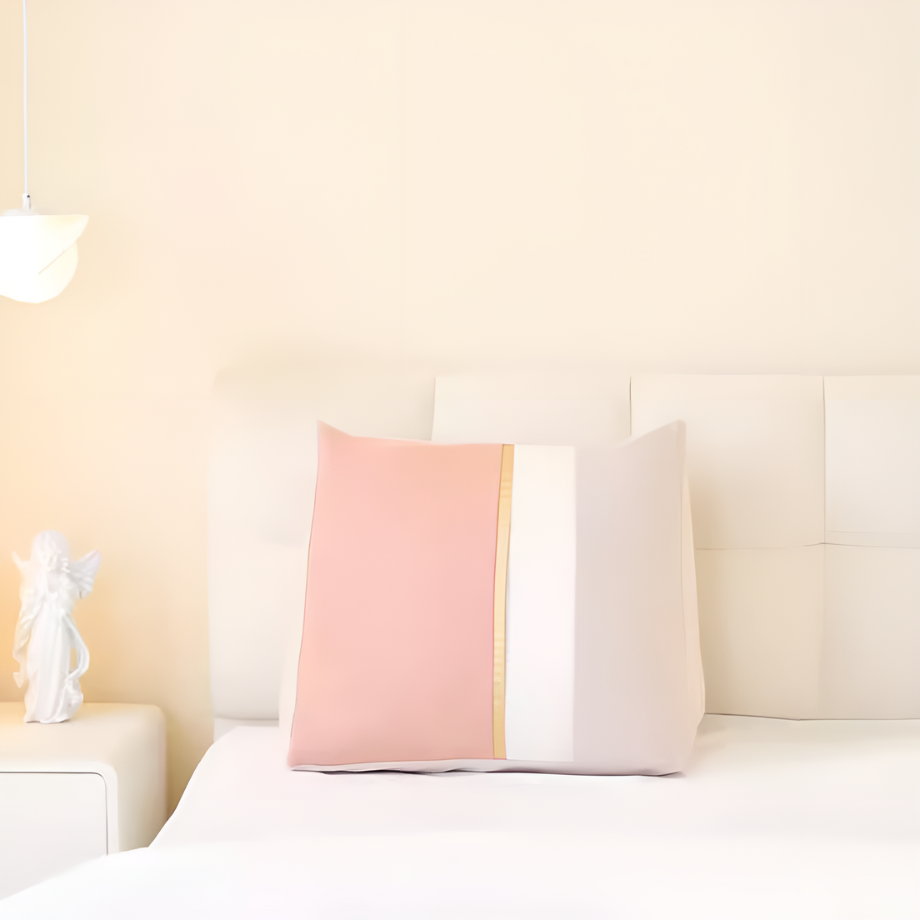 フェミニンミニベッドサイドクッション