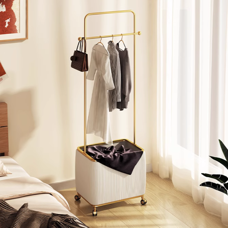 ドレッシーホテルライクハンガーラック