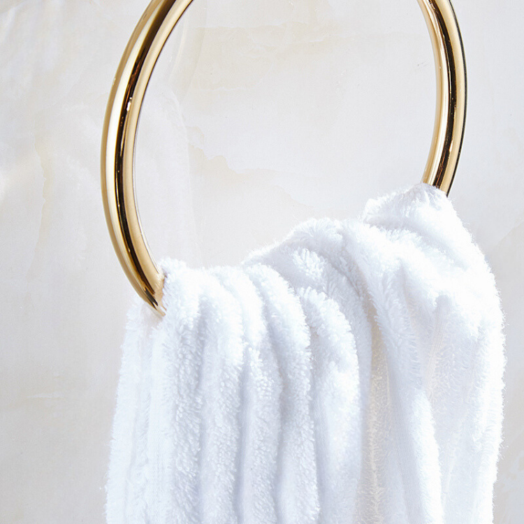 リッチクリスタルタオルリング