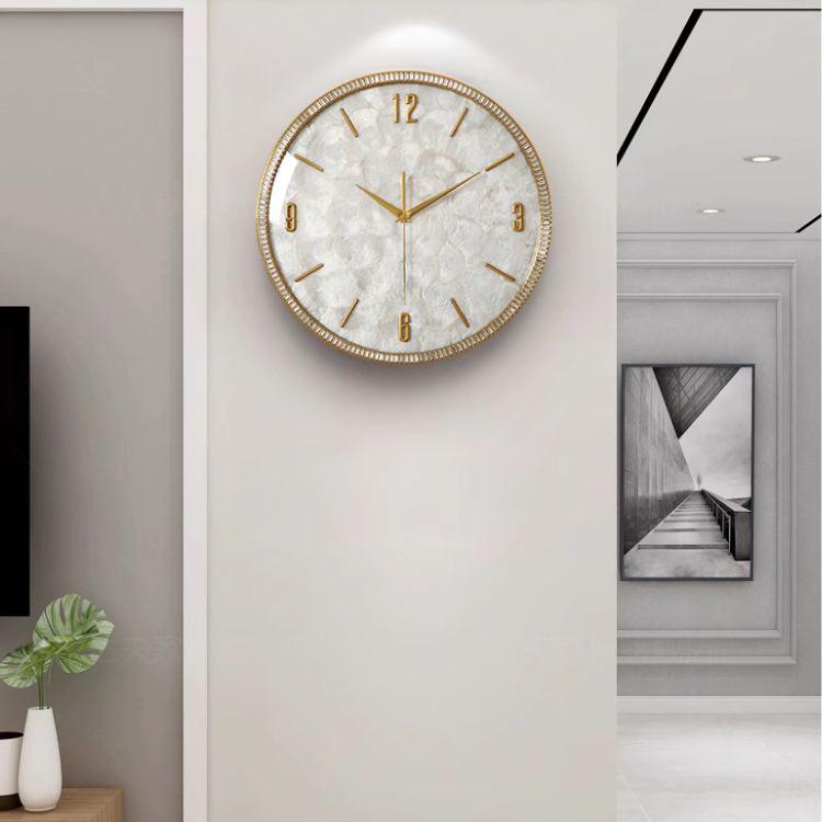 ラグジュアリーシェルウォールクロック