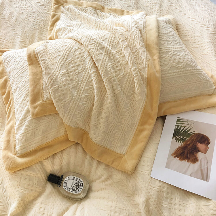 バイカラーニットデザインベッドリネン（ダブル/クイーン サイズ）