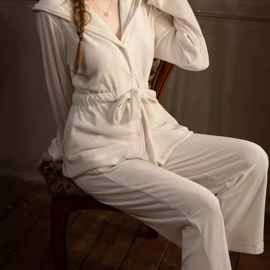 フェミニンベロアバスルームウェア