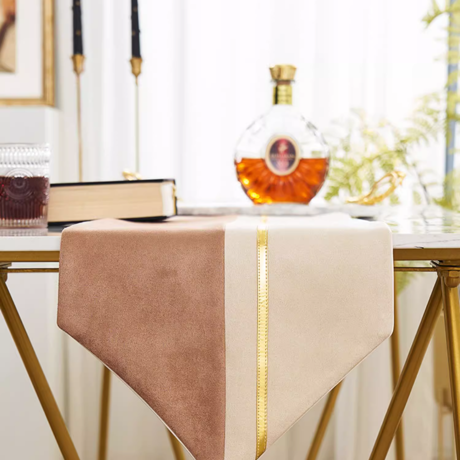 ラグジュアリーモダンテーブルランナー