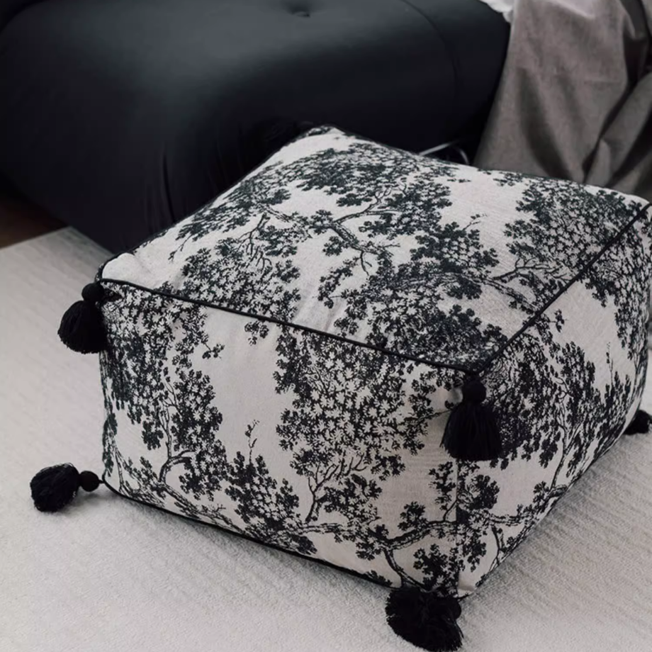 和モダンスクエアタッセルクッション