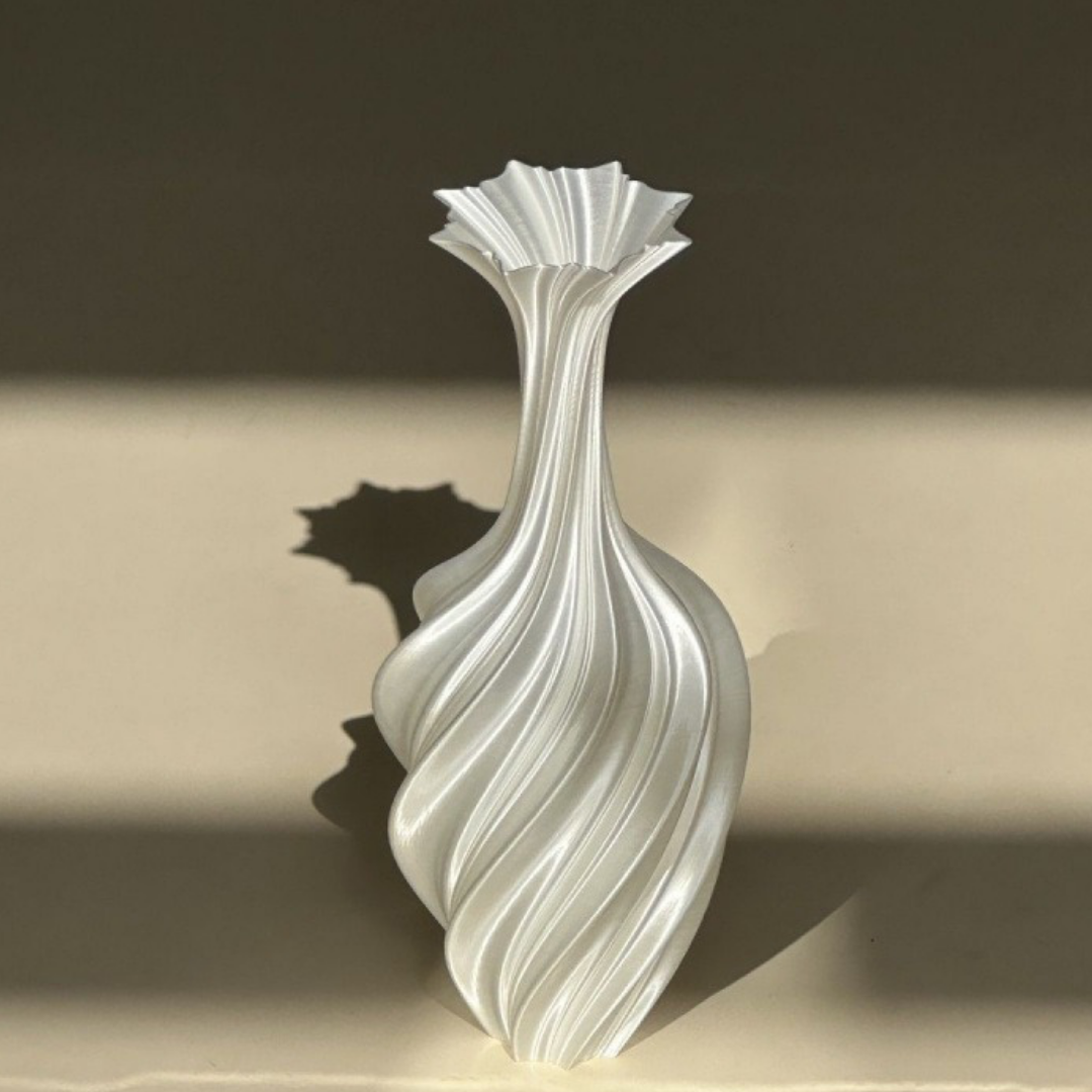 クラシックウェーブラインフラワーベース