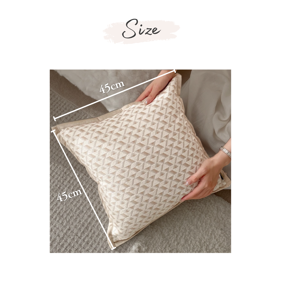 モダンクラシックアンバークッション