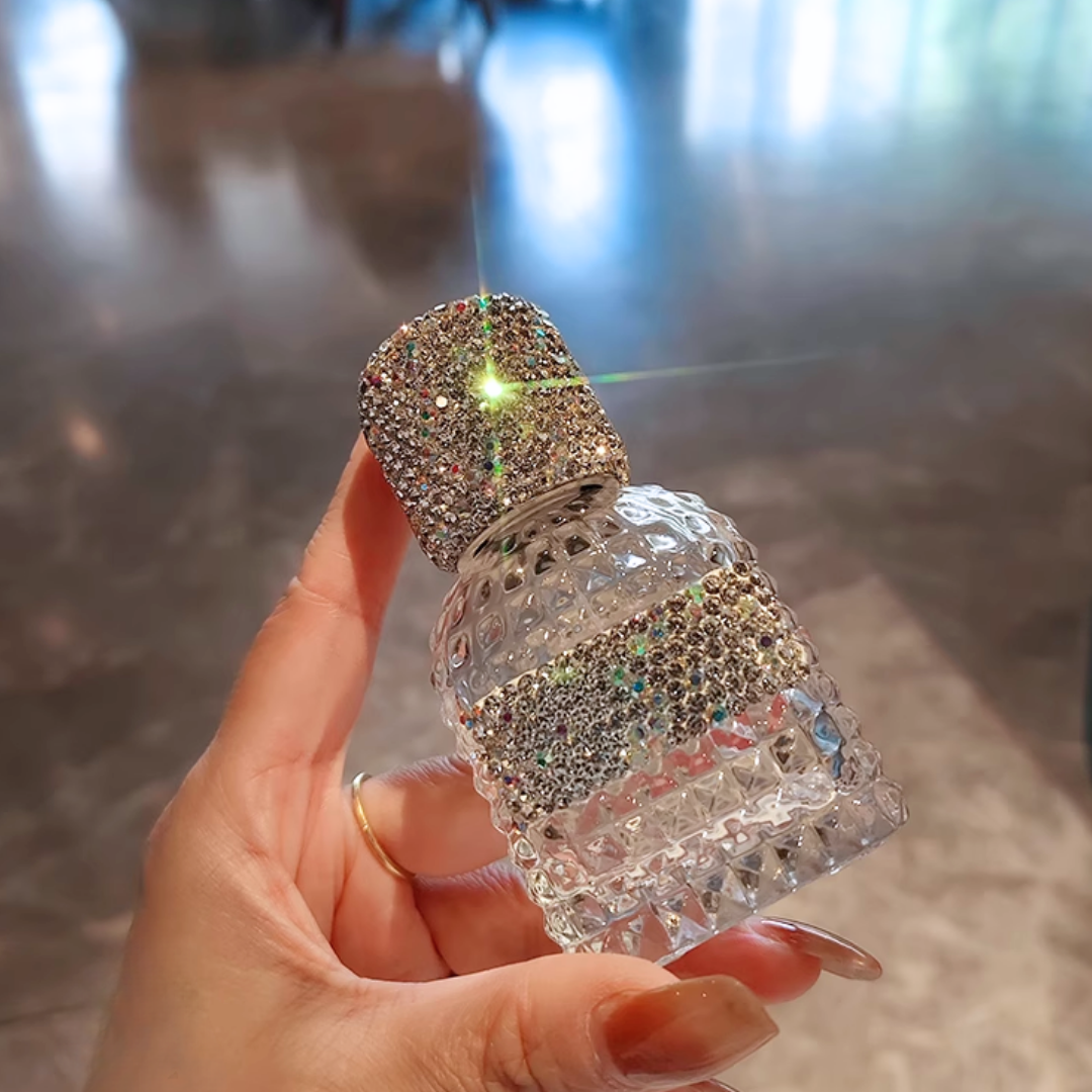 ラグジュアリービジューパフュームボトル