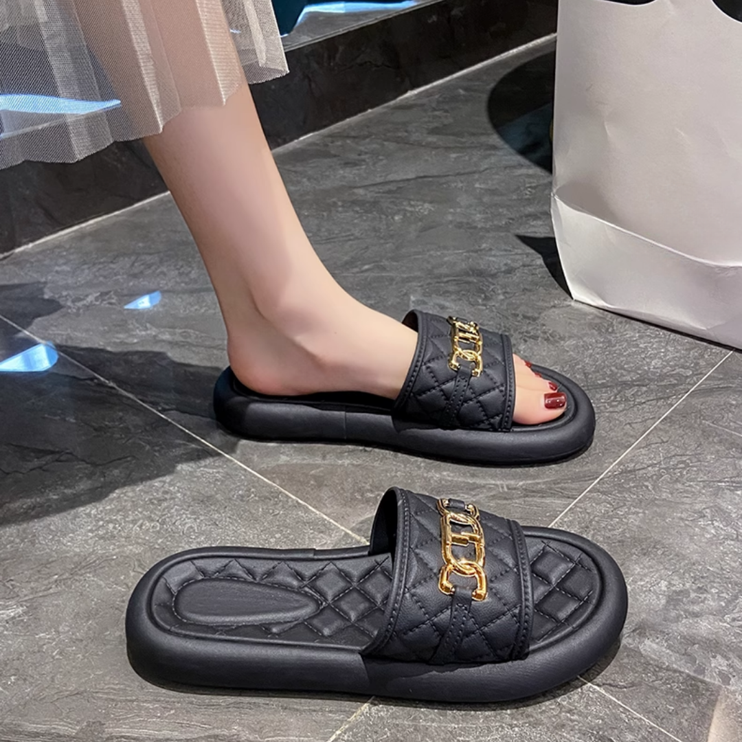 キルティングチェーンルームシューズ【2点以上で10％OFF】