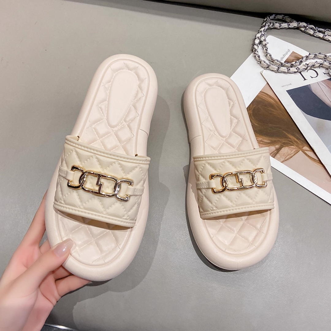 キルティングチェーンルームシューズ【2点以上で10％OFF】