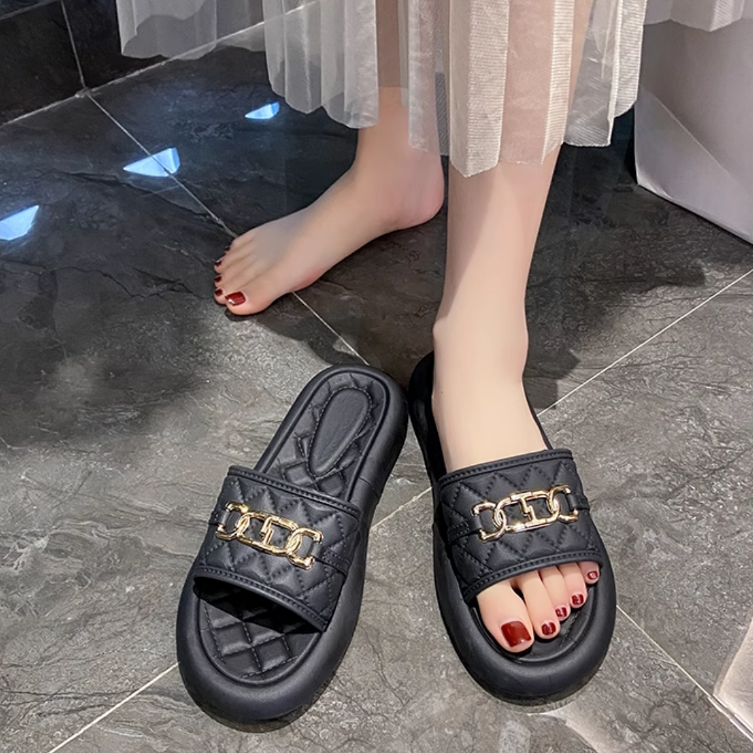 キルティングチェーンルームシューズ【2点以上で10％OFF】