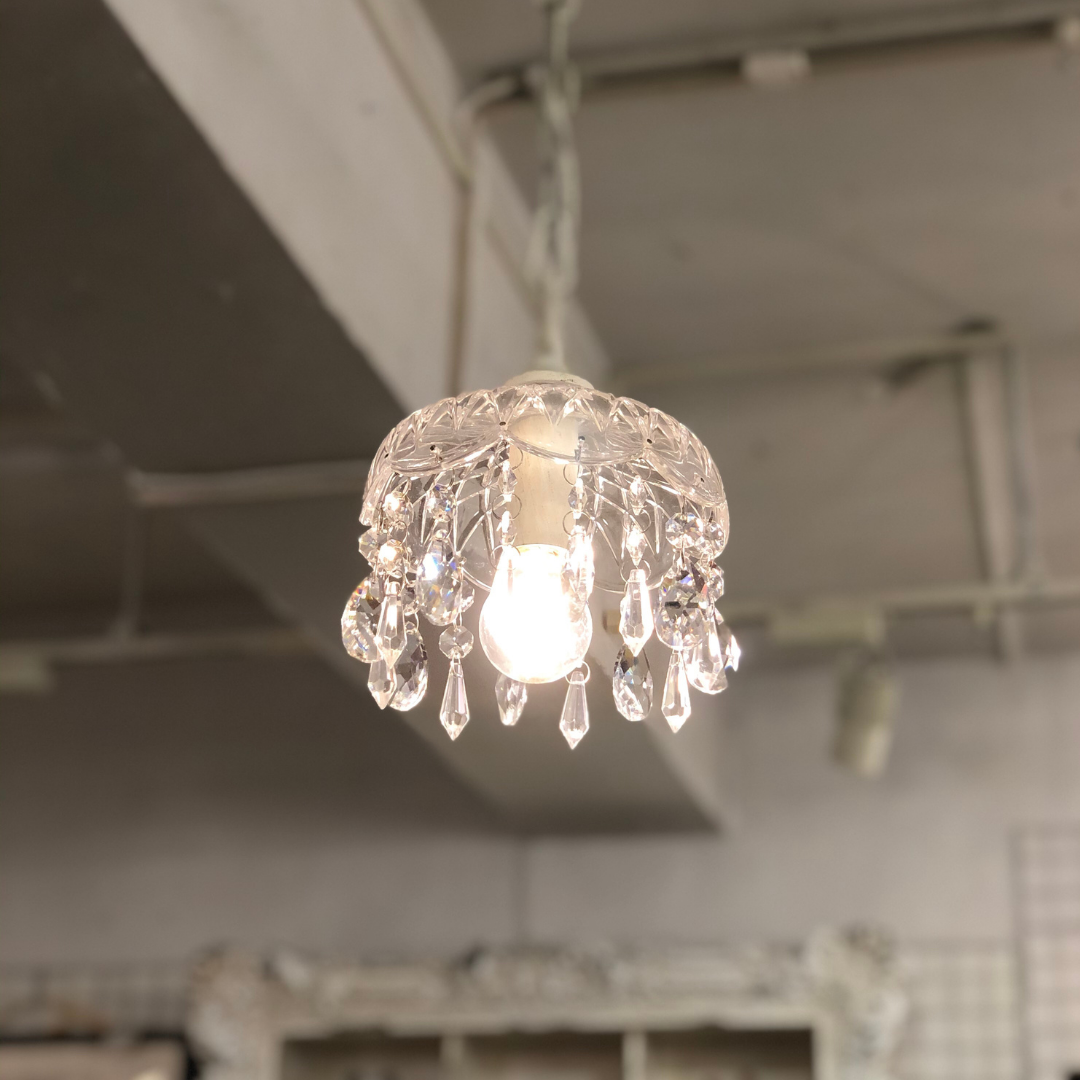 【即納】ホワイトアンティークコンパクトシャンデリア