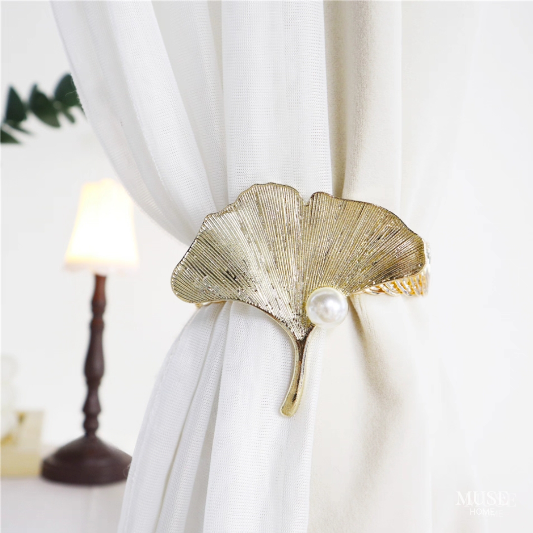 イチョウリーフゴールドカーテンバックル