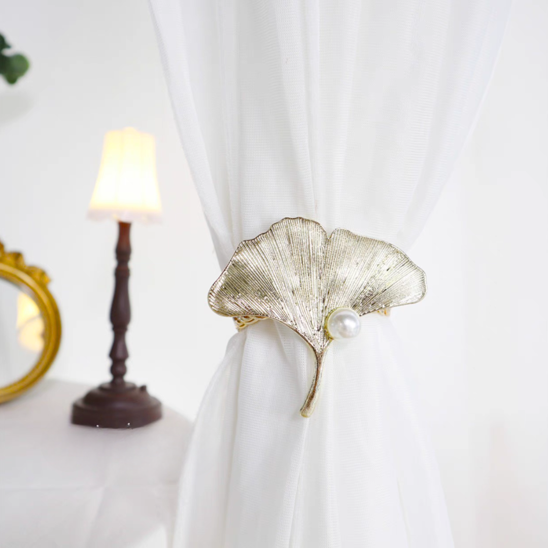 イチョウリーフゴールドカーテンバックル