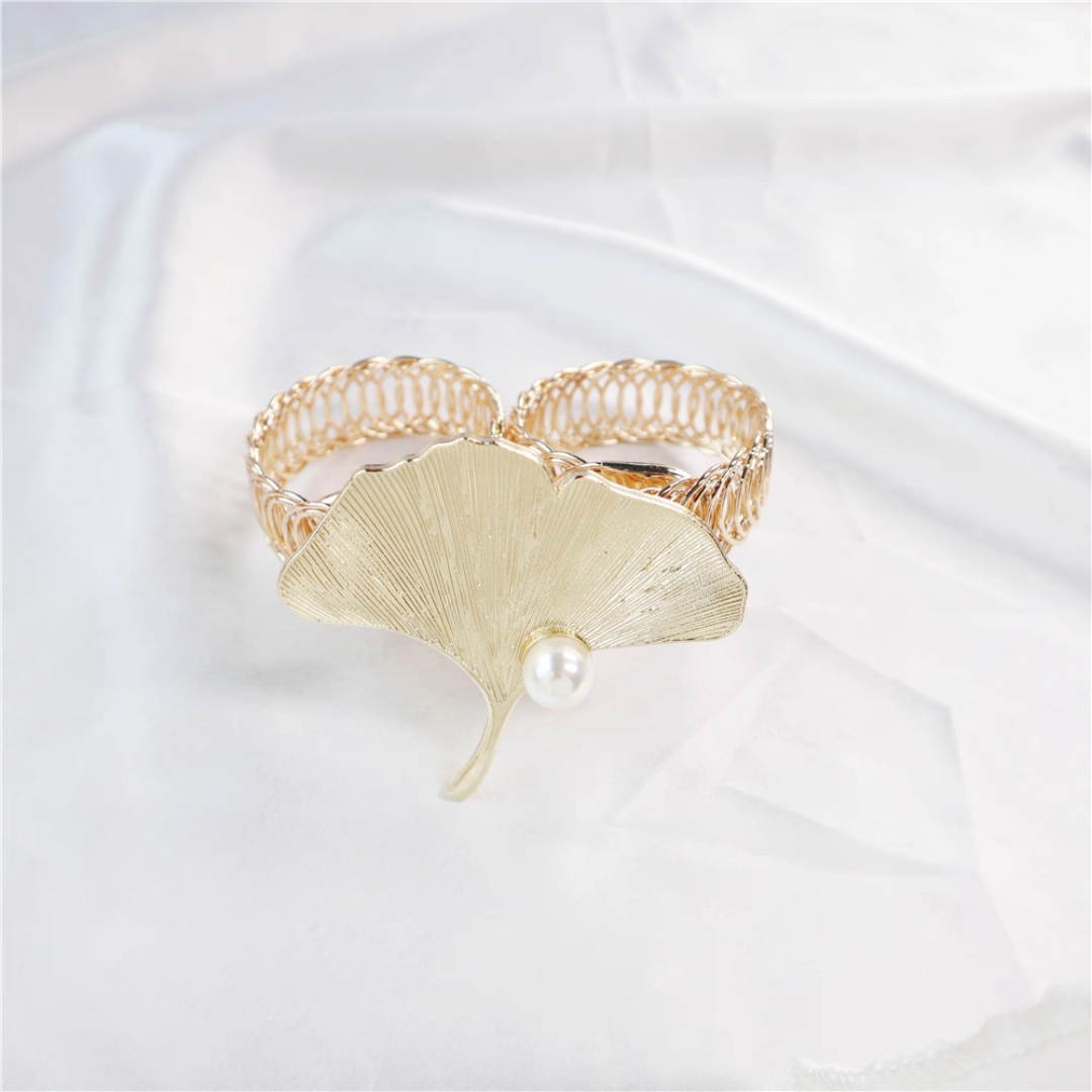 イチョウリーフゴールドカーテンバックル