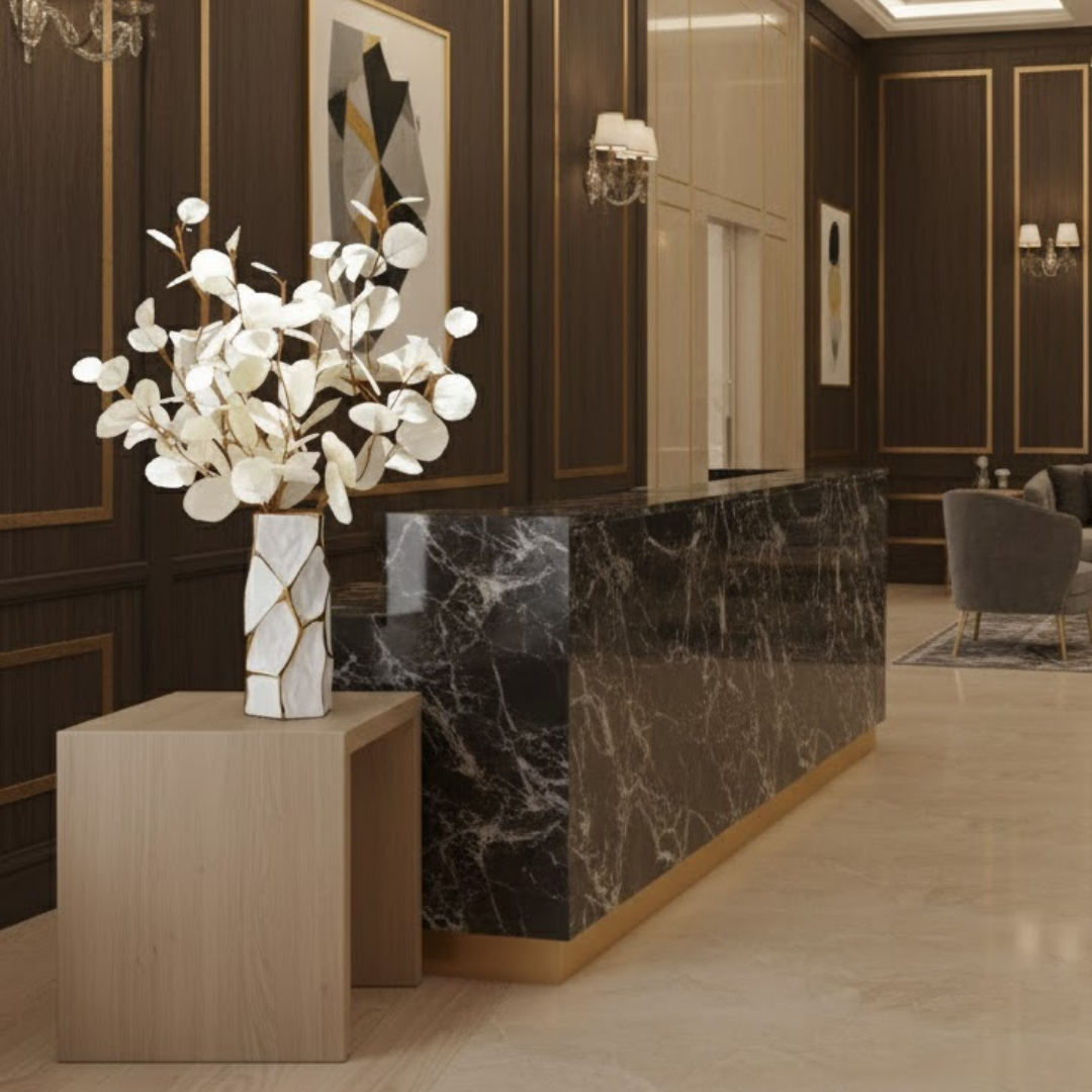 モードシルエットフラワーベース