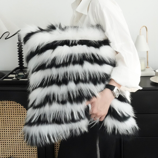 モノトーンラグジュアリークッション