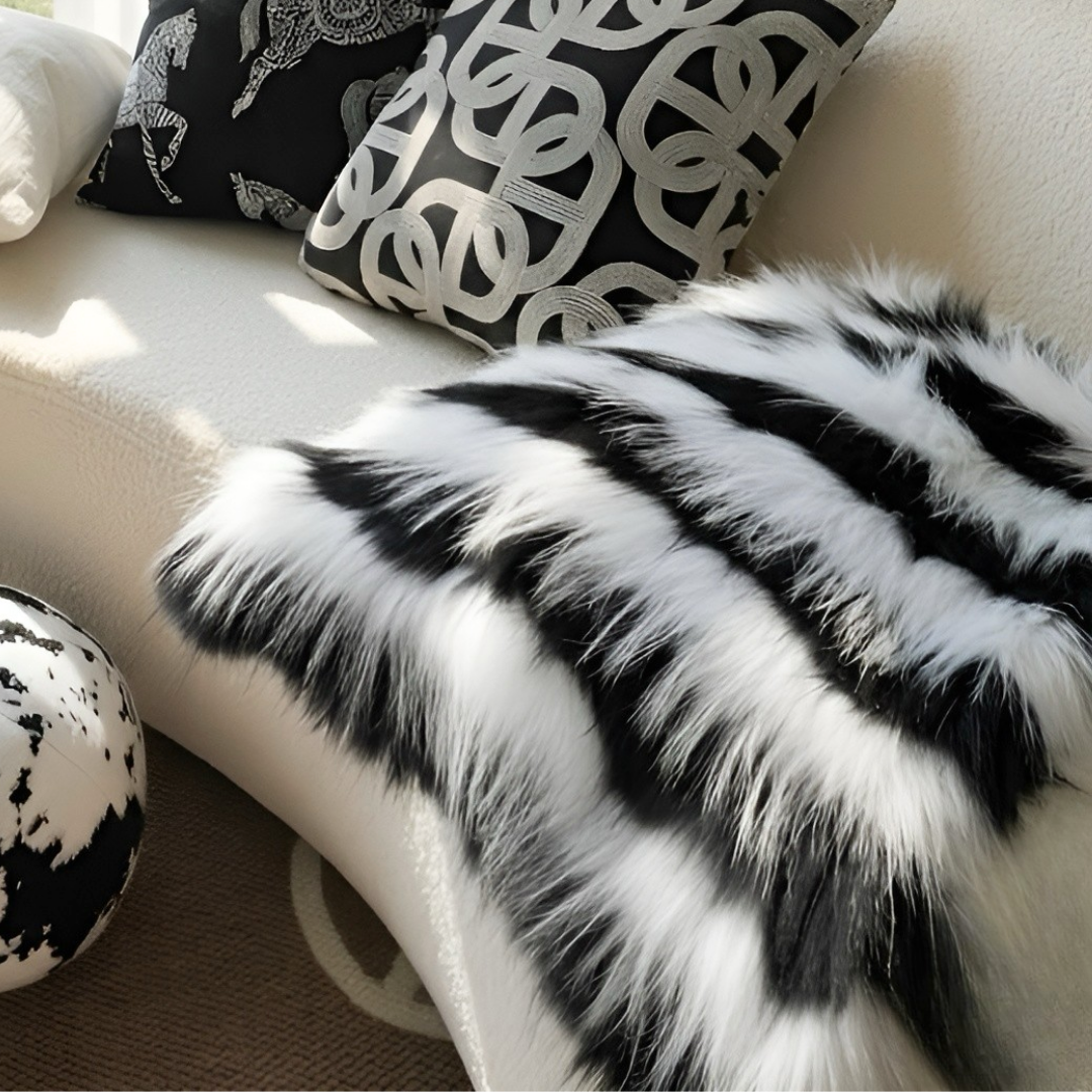 モノトーンラグジュアリークッション