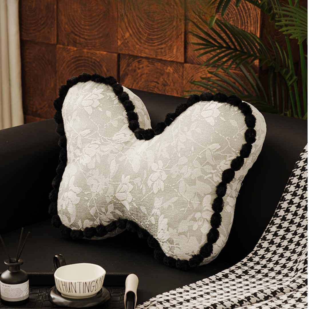 【早割対象】フレンチエレガントバタフライクッション