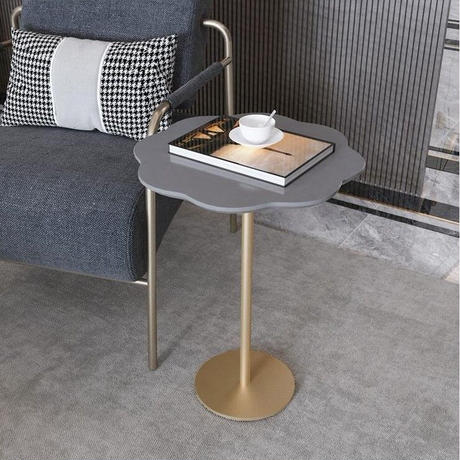 フラワーデザインゴールドサイドテーブル