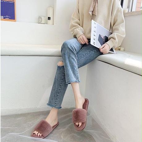 ファールームシューズ