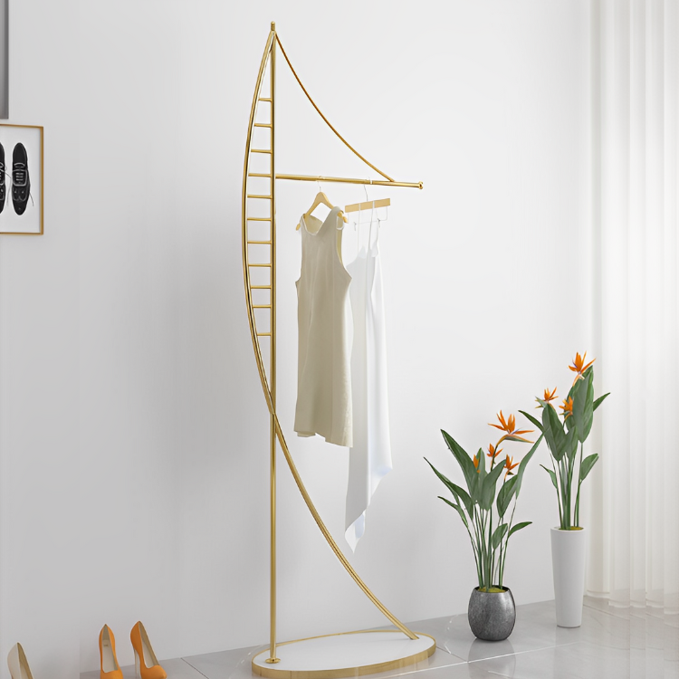 北欧風ゴールドハンガーラック