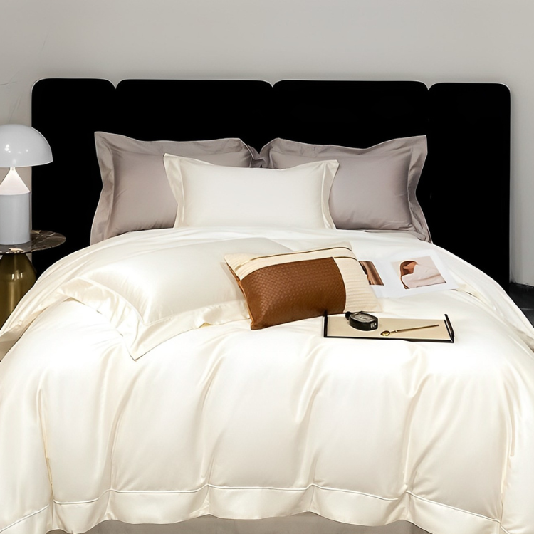 サテン調エレガントベッドリネン4点セット