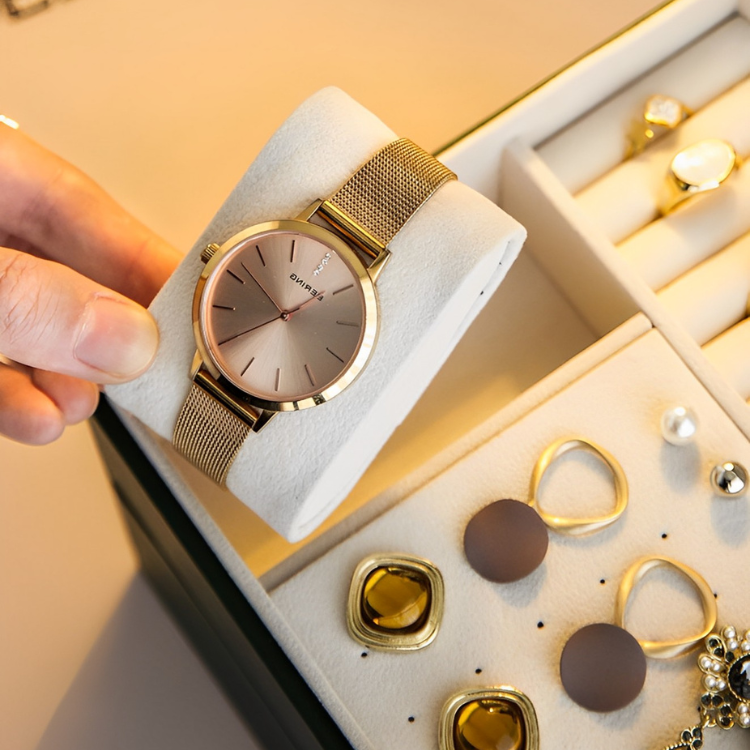 ハイエンドアクセサリーボックス