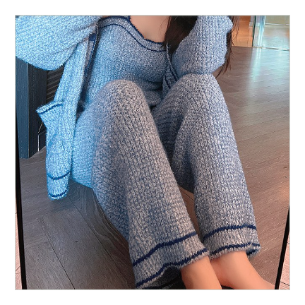 フェミニンセットアップルームウェア