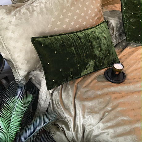 レトログリーンベルベットクッション