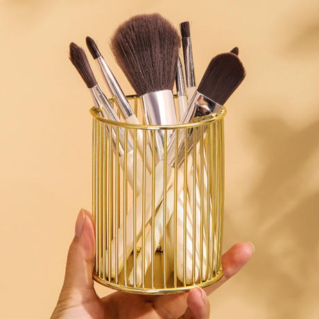 メタリックカラー メイクブラシスタンド