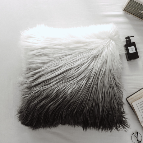 ロングファー クッションカバー（2カラー）