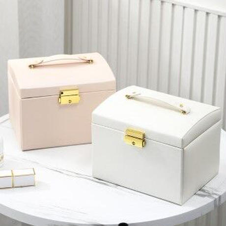フェミニンジュエリーボックス