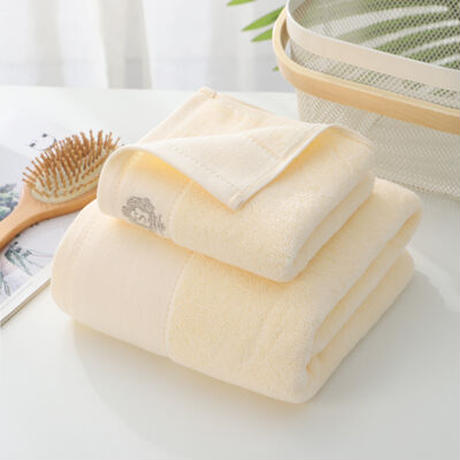 クラウンモチーフバスタオル