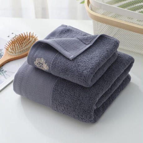 クラウンモチーフバスタオル